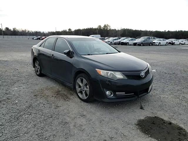 2012 Toyota Camry - Image 10