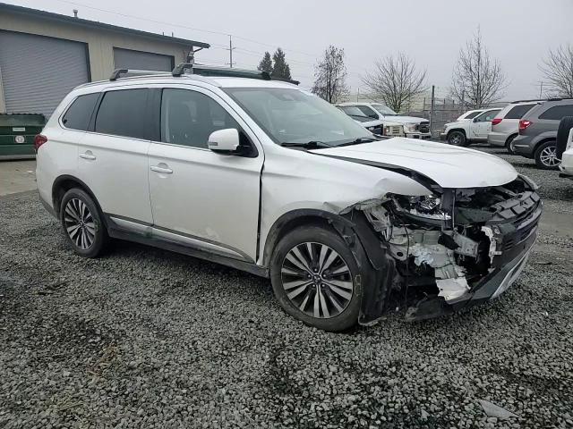 2020 Mitsubishi Outlander - Image 12
