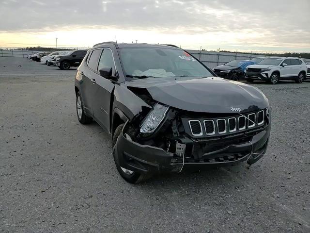 2020 Jeep Compass - Image 12