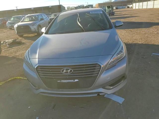2017 Hyundai Sonata - Image 10