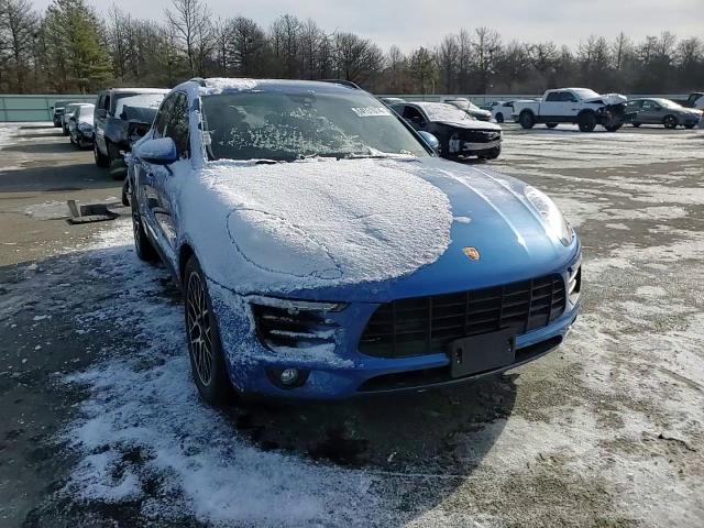 2017 Porsche Macan - Image 12