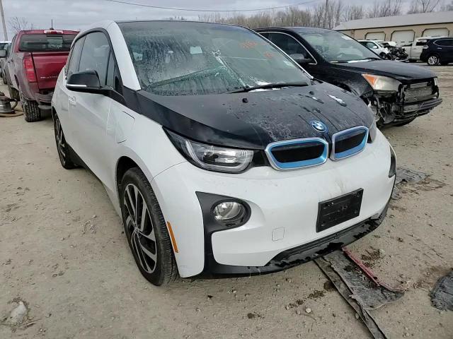 2017 BMW i3 - Image 13