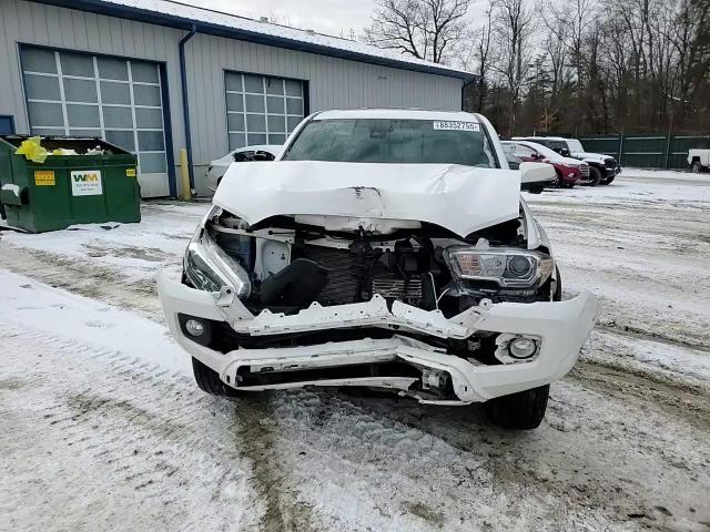 2020 Toyota Tacoma - Image 10