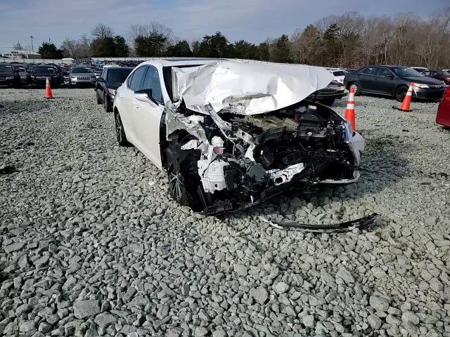 2024 Lexus ES - Image 11