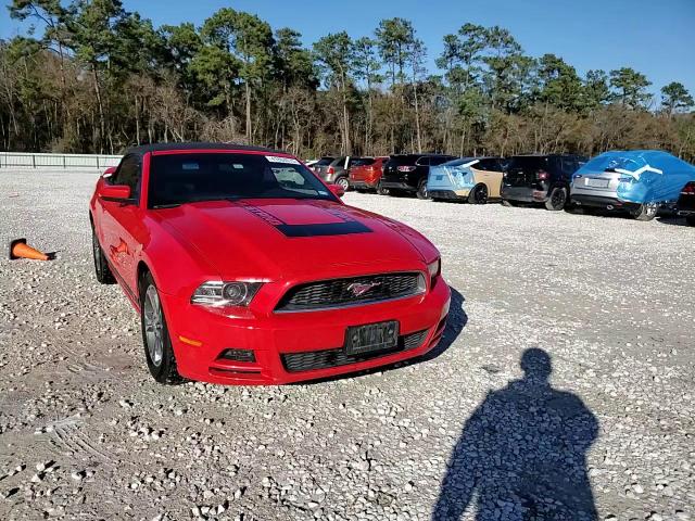 2014 Ford Mustang - Image 13