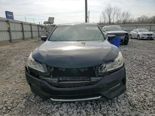 2017 Honda Accord - Image 11