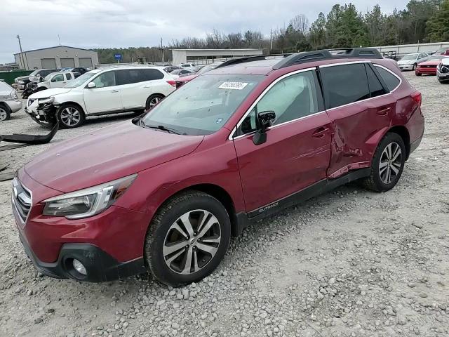 2018 Subaru Outback - Image 12