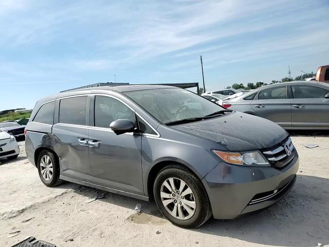 2017 Honda Odyssey - Image 12
