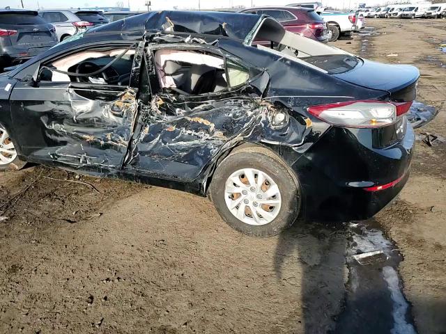2018 Hyundai Elantra - Image 10