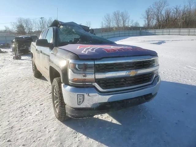 2016 Chevrolet Silverado - Image 10