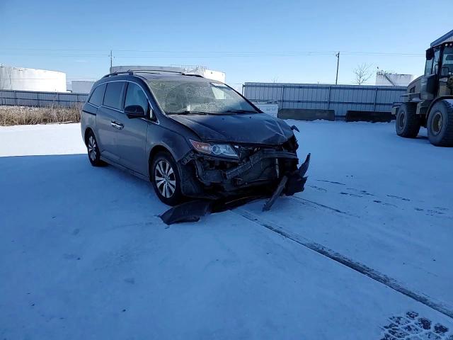 2015 Honda Odyssey - Image 12