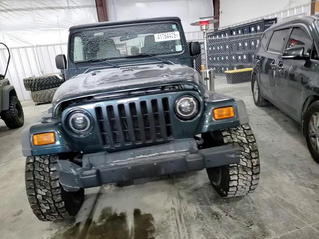2006 Jeep Wrangler - Image 10