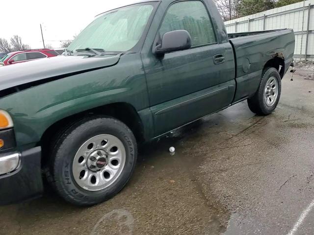2004 GMC Sierra - Image 11