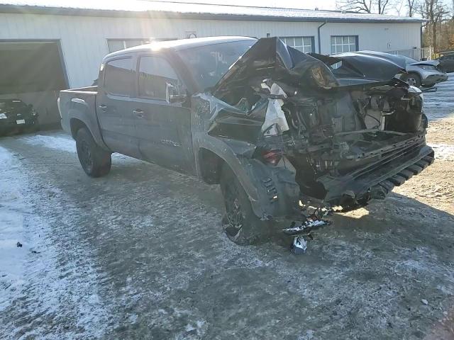2022 Toyota Tacoma - Image 11