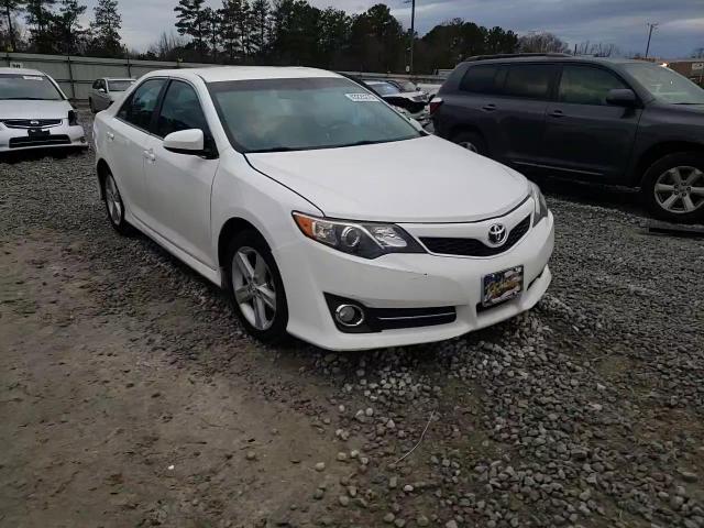 2013 Toyota Camry - Image 12