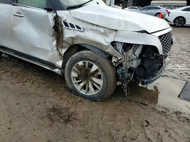 2016 Infiniti QX80 - Image 11