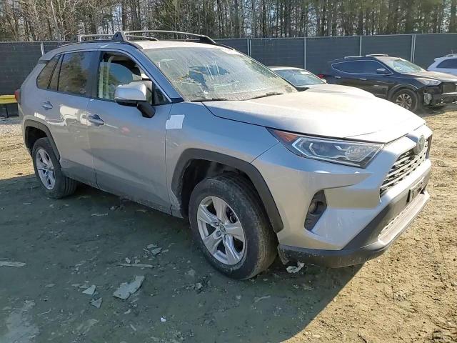 2020 Toyota RAV 4 - Image 12