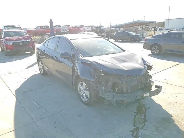 2016 Chevrolet Cruze - Image 11