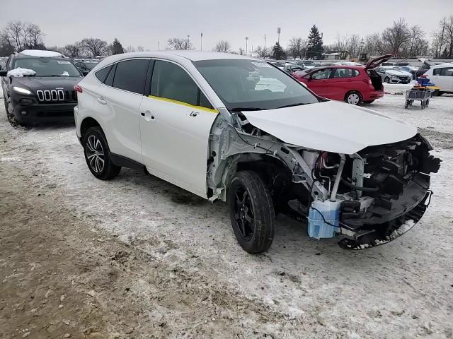 2021 Toyota Venza - Image 12