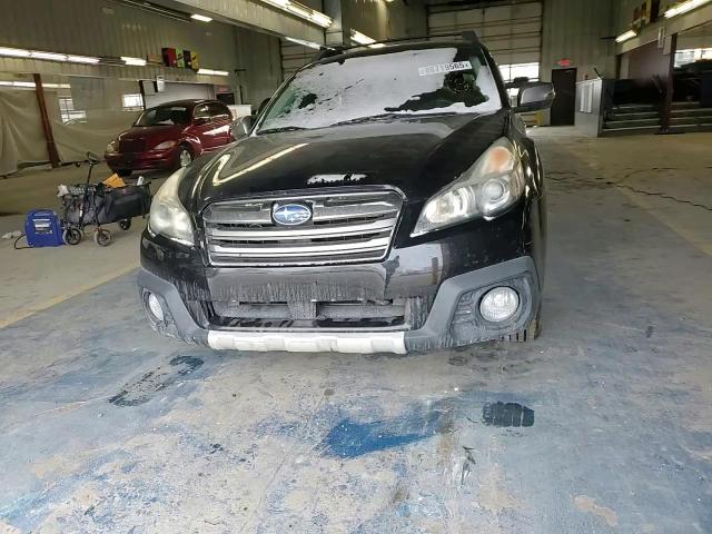 2013 Subaru Outback - Image 12