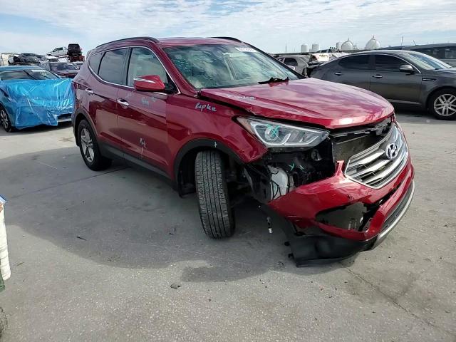 2018 Hyundai Santa Fe - Image 12