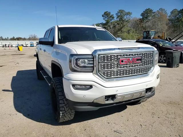 2018 GMC Sierra - Image 10