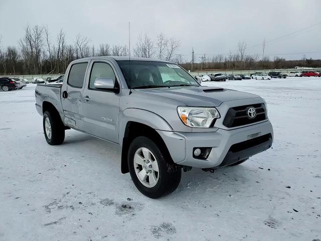 2015 Toyota Tacoma - Image 14