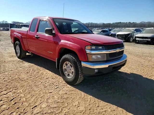 2004 Chevrolet Colorado - Image 11