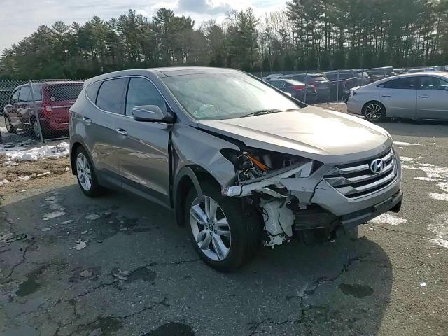 2013 Hyundai Santa Fe - Image 12