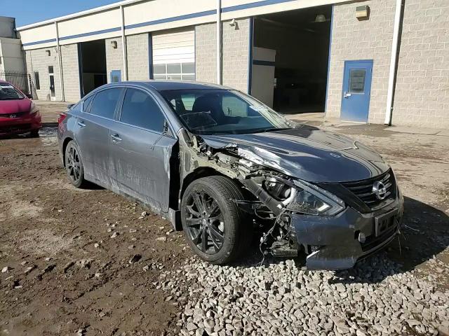 2018 Nissan Altima - Image 11