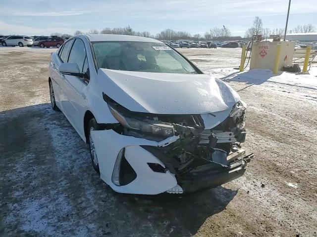 2018 Toyota Prius - Image 13