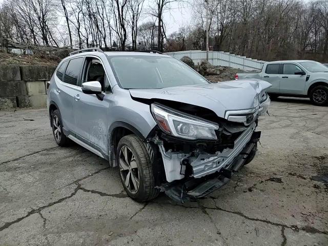 2020 Subaru Forester - Image 12