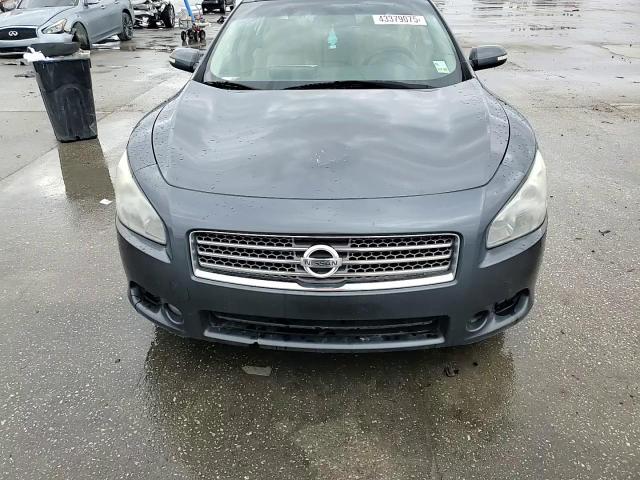 2009 Nissan Maxima - Image 10