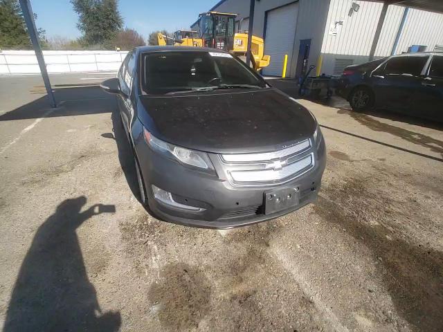 2015 Chevrolet Volt - Image 10