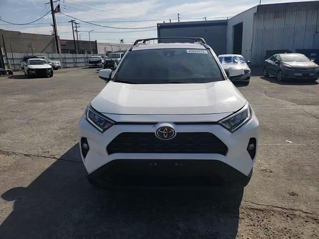 2021 Toyota RAV 4 - Image 12