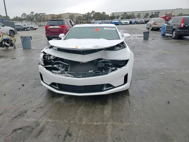 2022 Chevrolet Camaro - Image 13