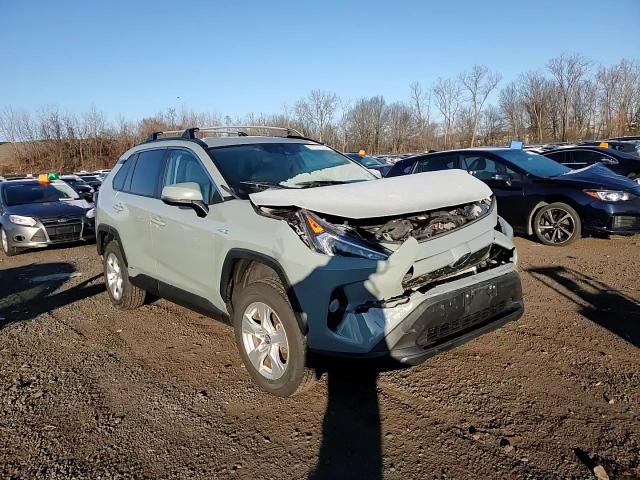 2020 Toyota RAV 4 - Image 12