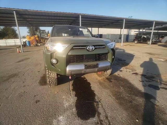 2022 Toyota 4Runner - Image 10