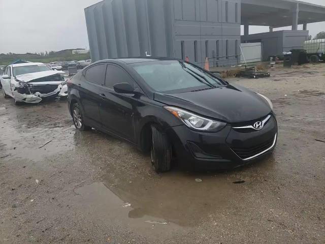 2014 Hyundai Elantra - Image 11