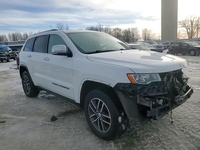 2018 Jeep Grand Cherokee - Image 15