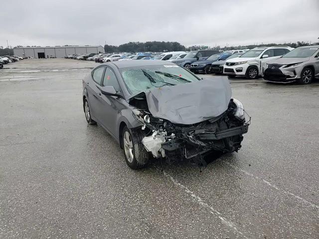 2013 Hyundai Elantra - Image 10