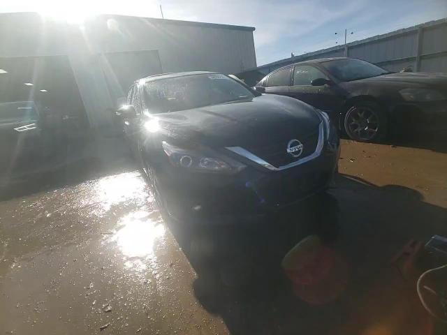 2016 Nissan Altima - Image 12