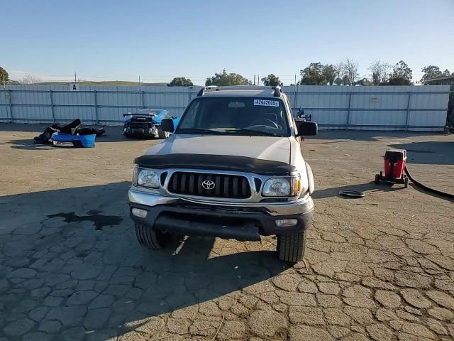 2002 Toyota Tacoma - Image 11