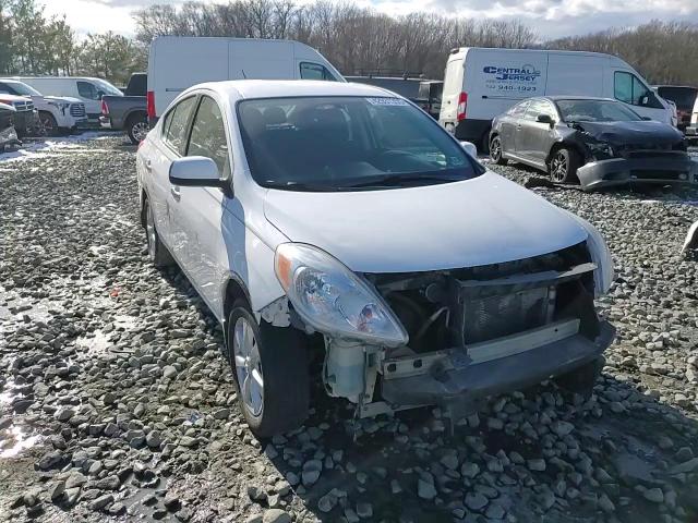 2012 Nissan Versa - Image 10