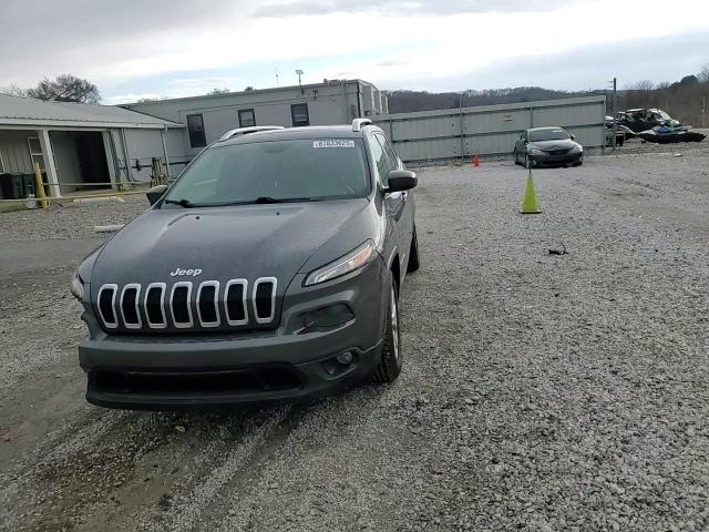 2016 Jeep Grand Cherokee - Image 11