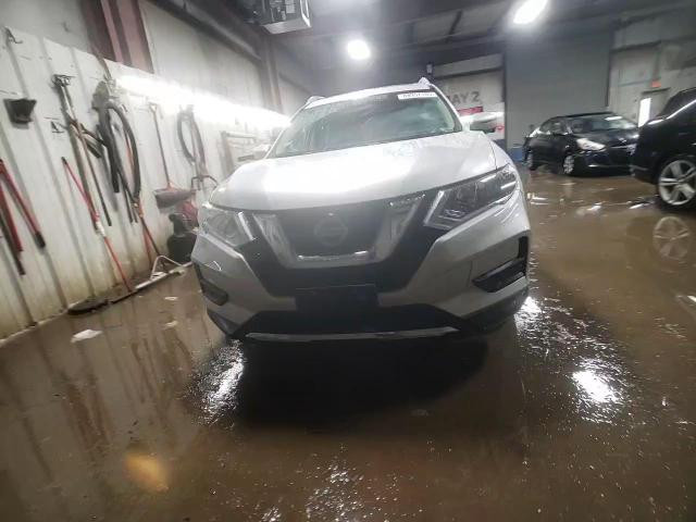 2018 Nissan Rogue - Image 13