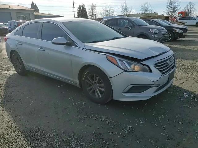 2017 Hyundai Sonata - Image 10