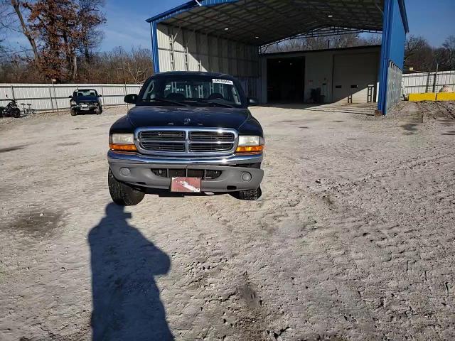 2001 Dodge Dakota - Image 11
