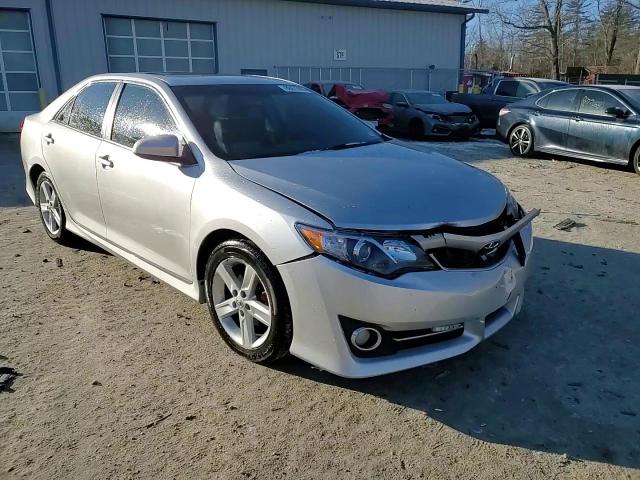 2012 Toyota Camry - Image 13