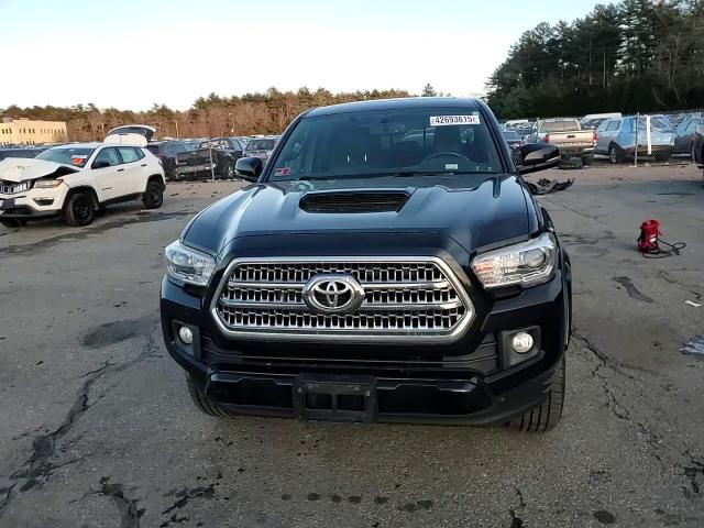 2017 Toyota Tacoma - Image 10